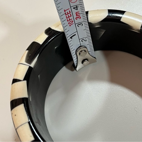 Vintage 1930 Art Deco Retro Black White Oversized Bakelite Wide Bracelet set - Picture 15 of 17